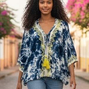 Skemo Top blue/white beaded embroidery tassel batwing sleeve Size med NWOT